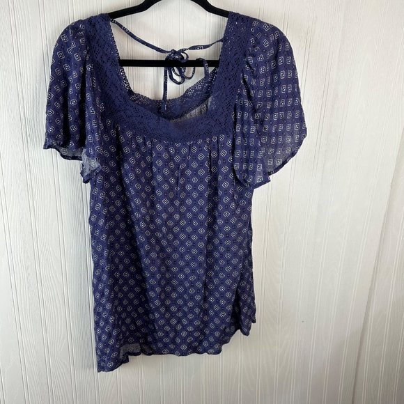 Torrid‎ Blue Short Sleeve top Size Large - Picture 1 of 6